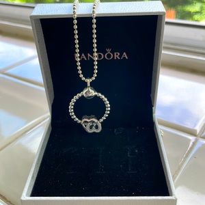 O Pendant Pandora necklace